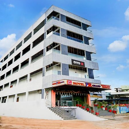 Hotel O Pr Grand Khammam Εξωτερικό φωτογραφία