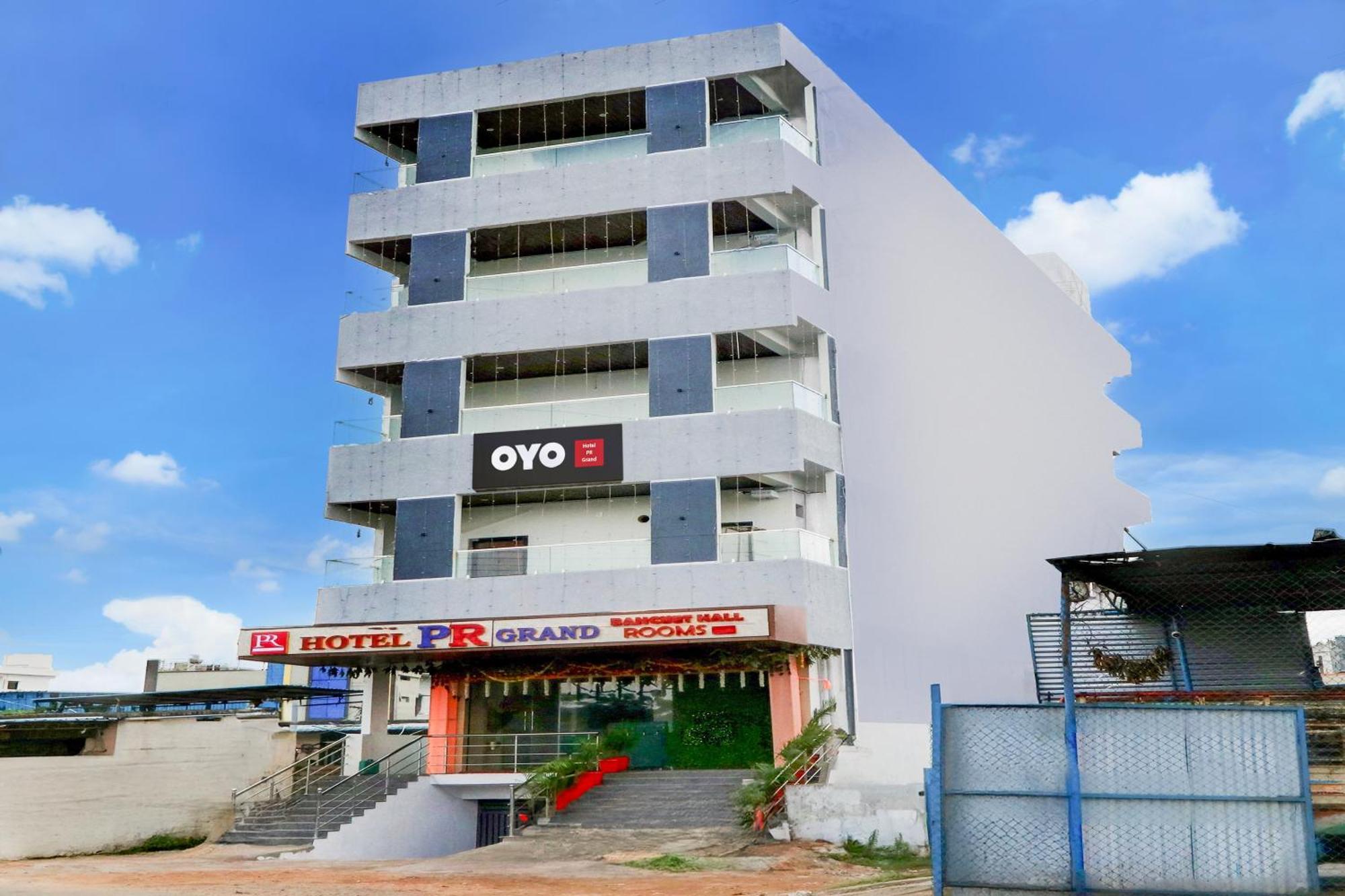 Hotel O Pr Grand Khammam Εξωτερικό φωτογραφία